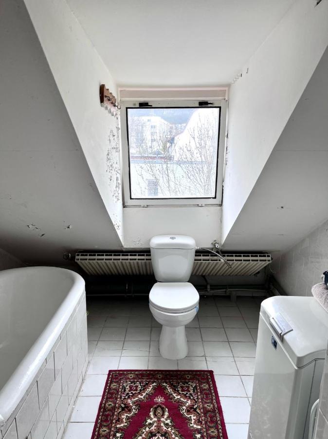 Loft Apartment Close To Metro Palmovka Prag Exterior foto