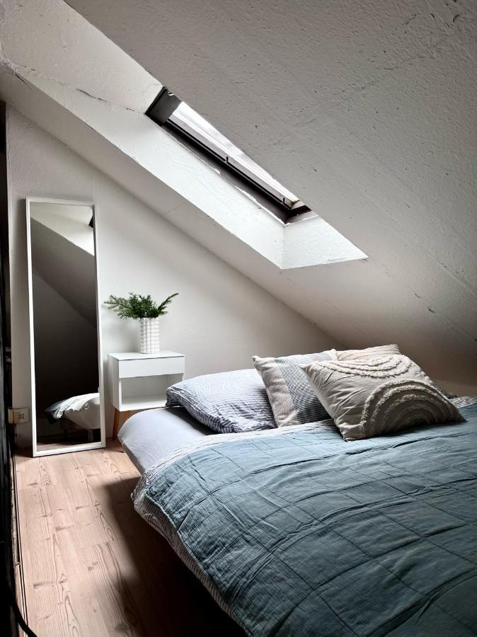 Loft Apartment Close To Metro Palmovka Prag Exterior foto