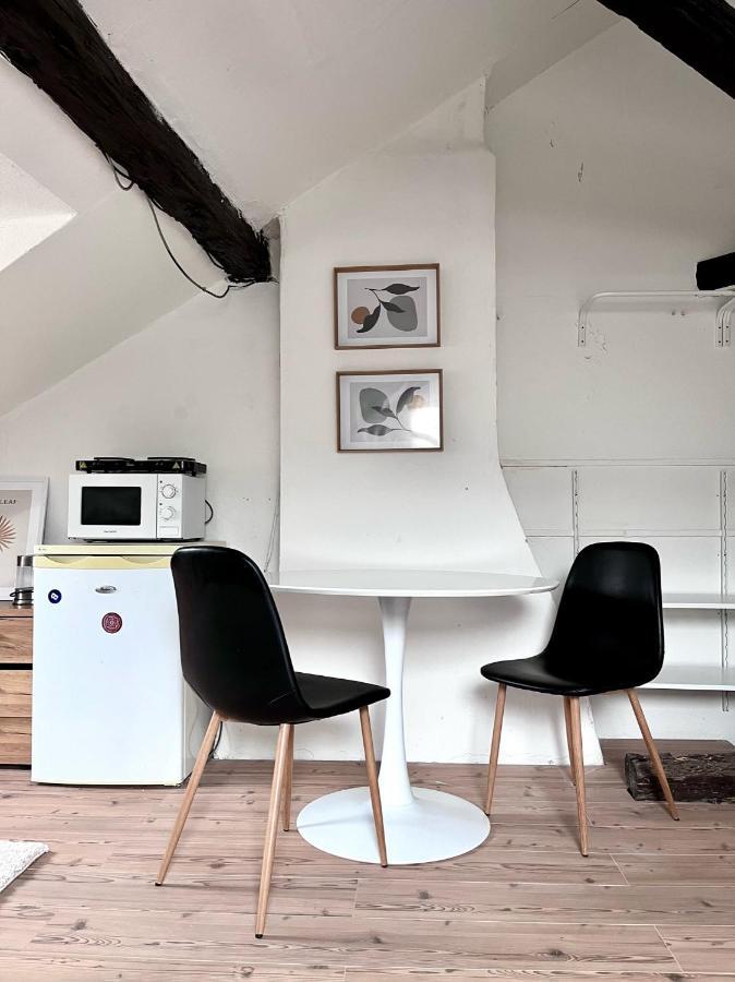 Loft Apartment Close To Metro Palmovka Prag Exterior foto