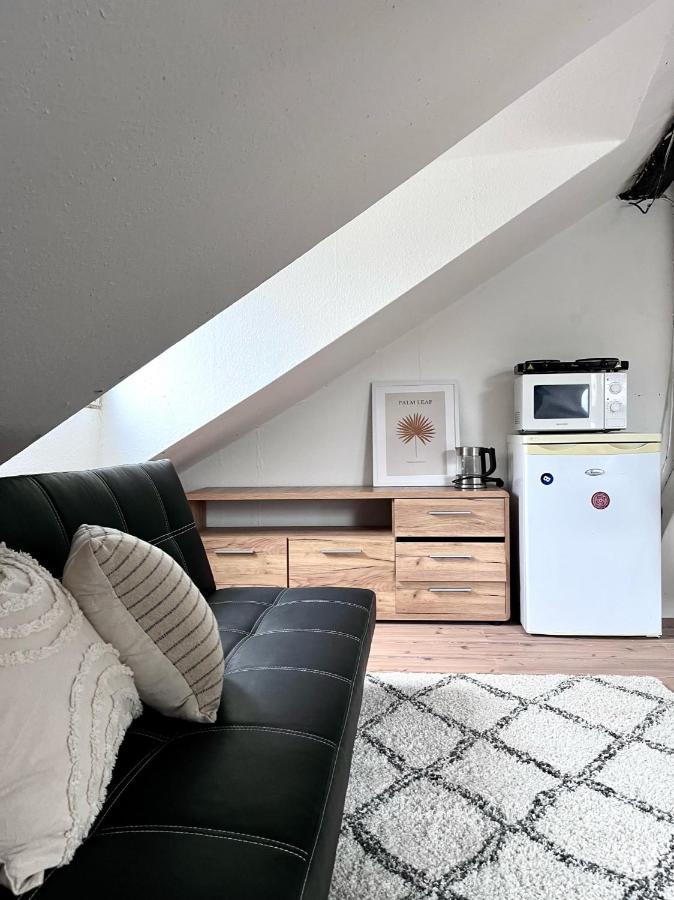 Loft Apartment Close To Metro Palmovka Prag Exterior foto